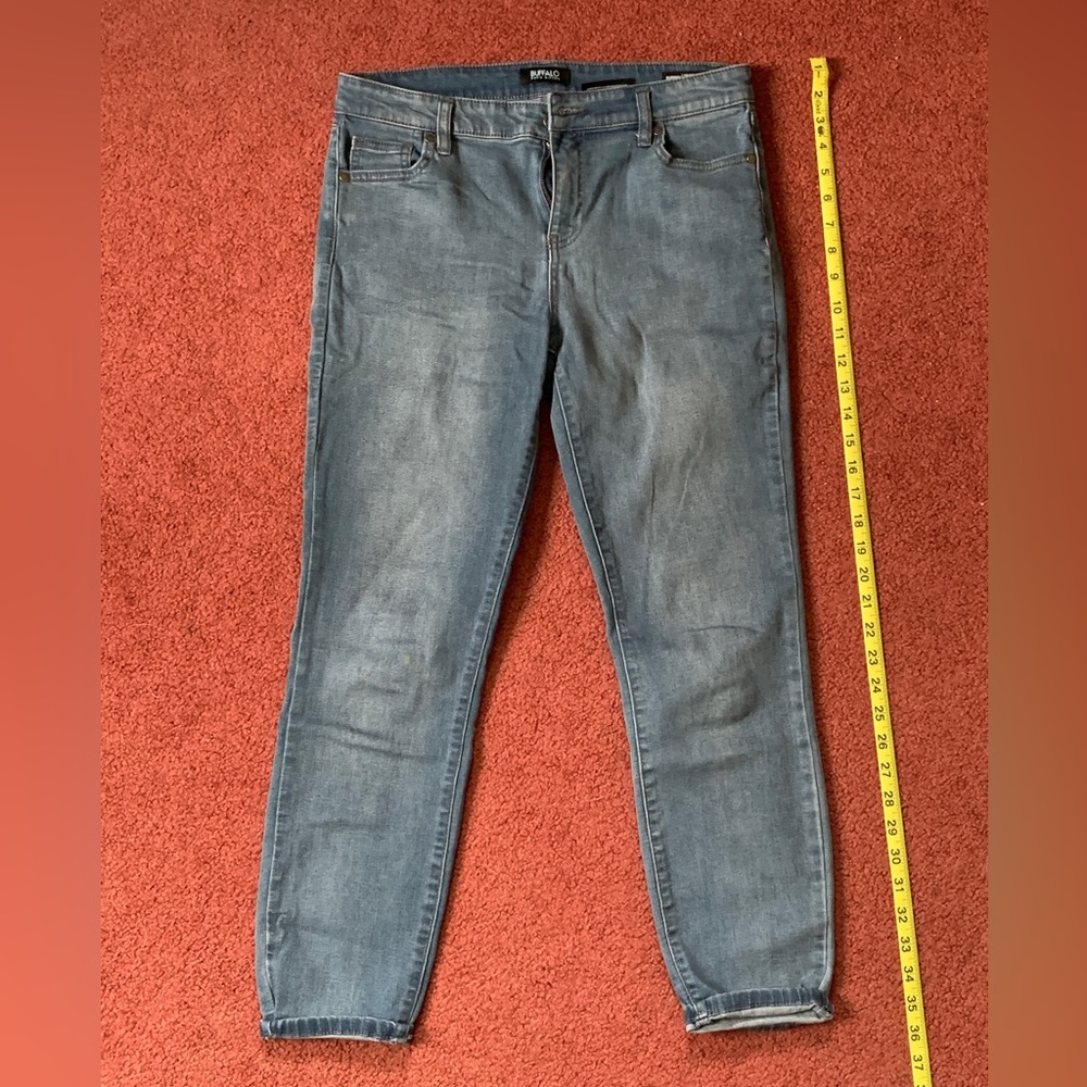 *LIKE NEW* Buffalo David Bitton Aubrey style Mid Rise Stretch Ankle Jeans Size 8